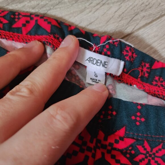 Soft & Stretchy holiday colored leggings - Picture 2 of 3